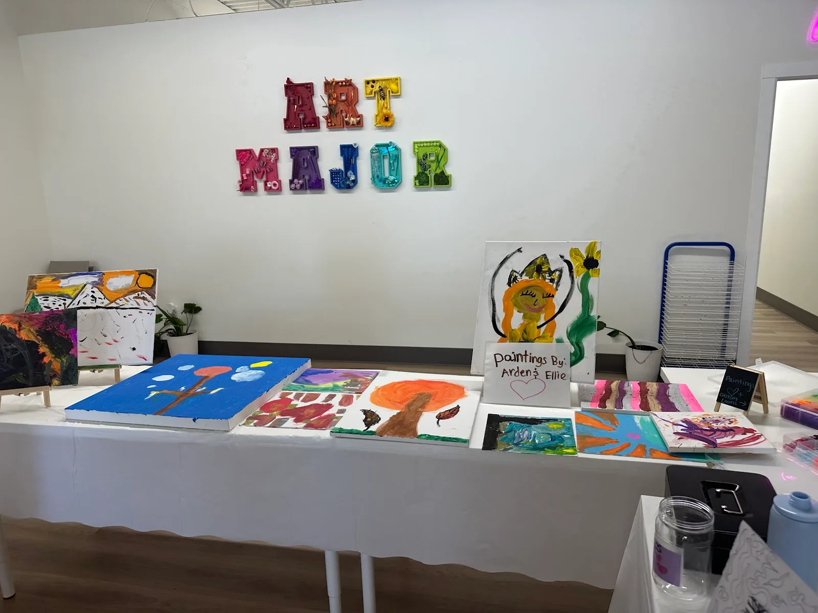 Art Major Studio gallery space, view 9