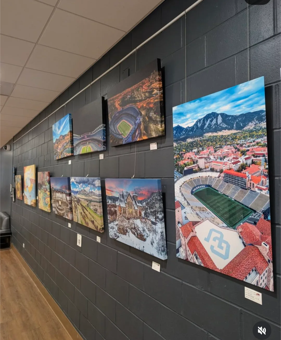 Louisville Art Association gallery space, view 7